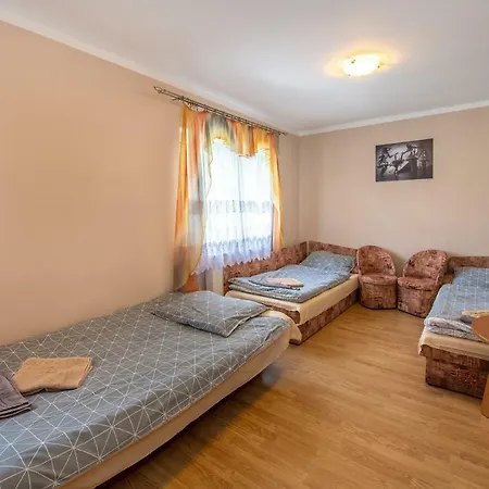 Jamka Przy Wyciagu - Goscinne *